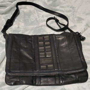 Marciano messenger bag